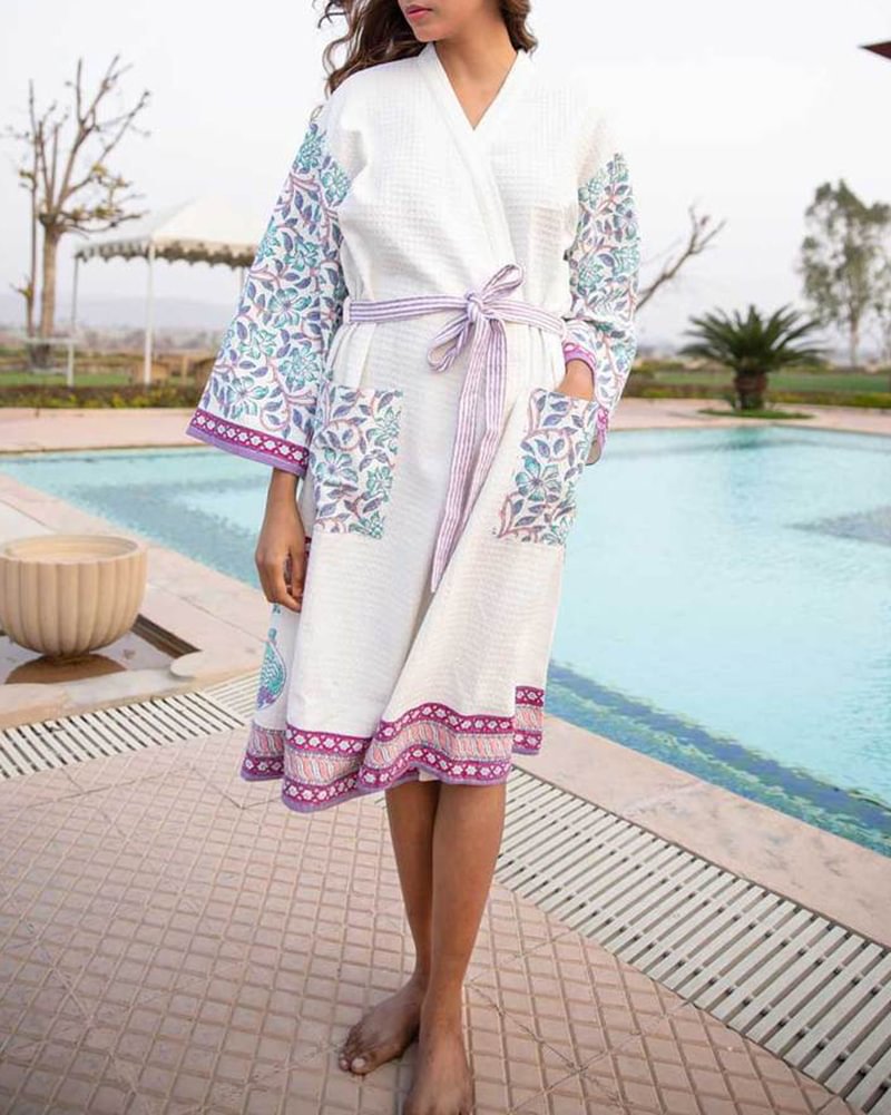 Women Luxurious Printed Bath Robe