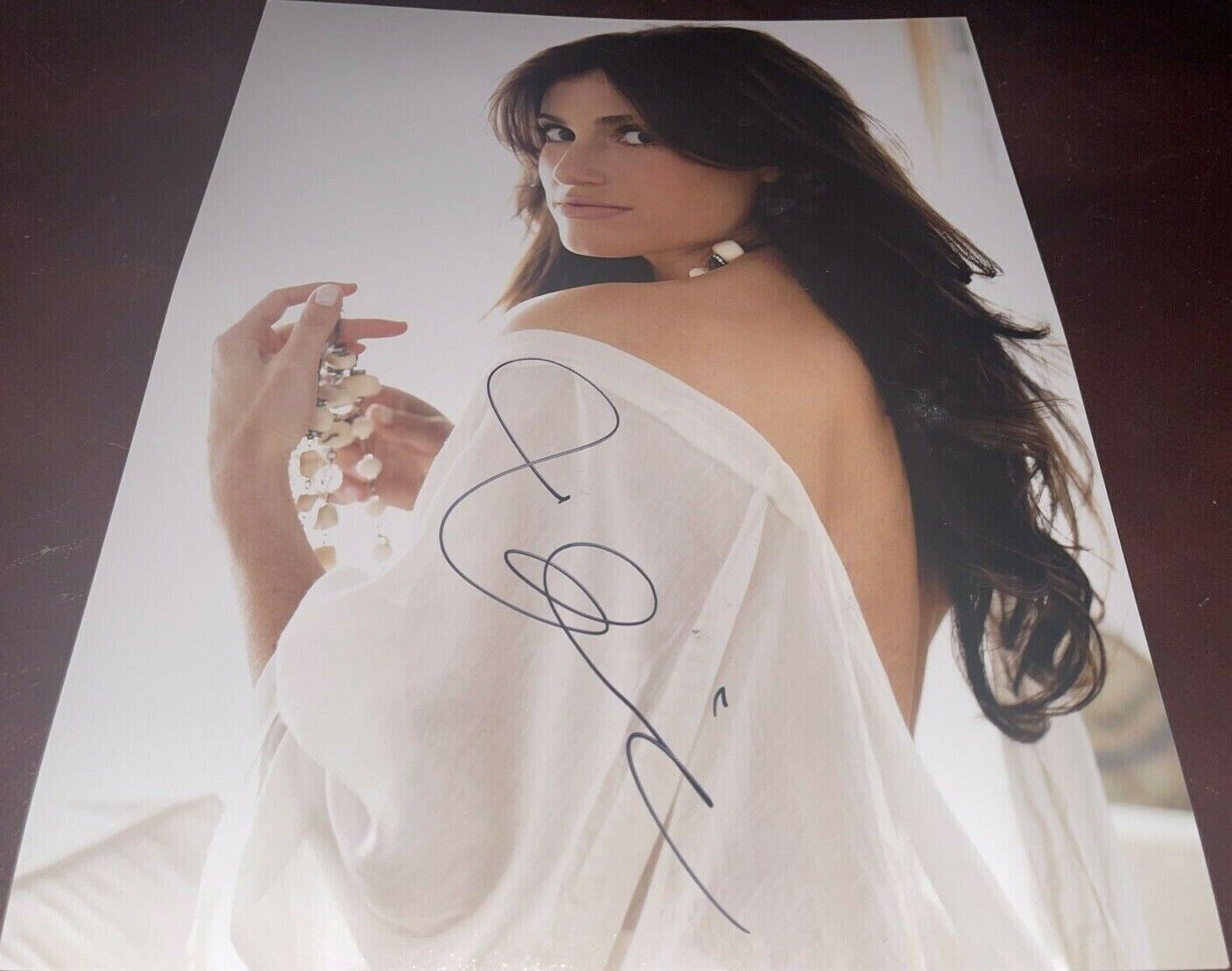 Idina Menzel Sexy Singer Actress In A Dress Signed 11x14 Photo Poster painting Autographed COA 2