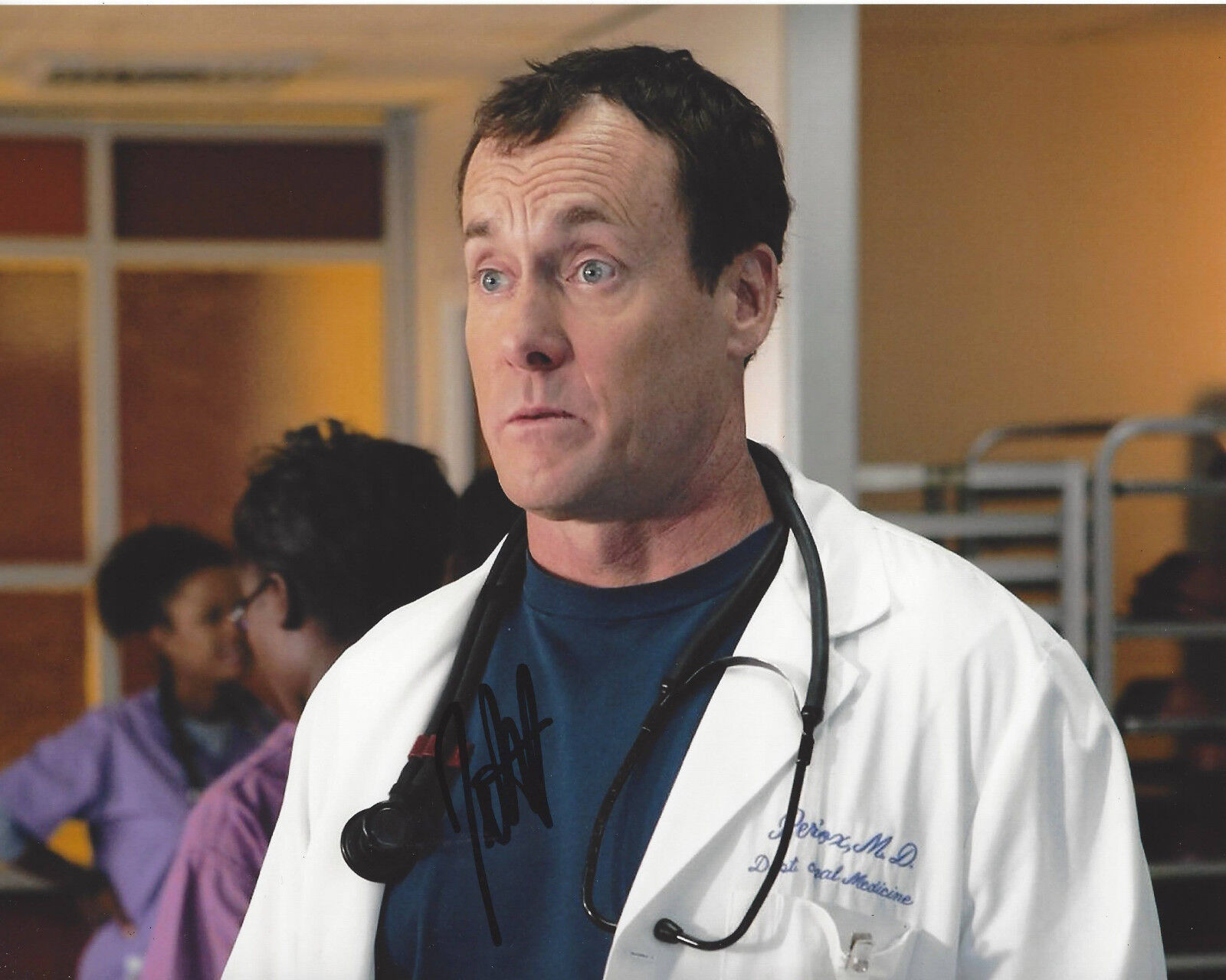 JOHN C. MCGINLEY SIGNED AUTHENTIC 'SCRUBS' DR. COX 8X10 Photo Poster painting B COA ACTOR PROOF