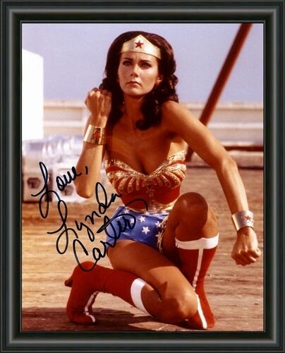 WONDER WOMAN - LYNDA CARTER A4 SIGNED AUTOGRAPHED Photo Poster painting POSTER