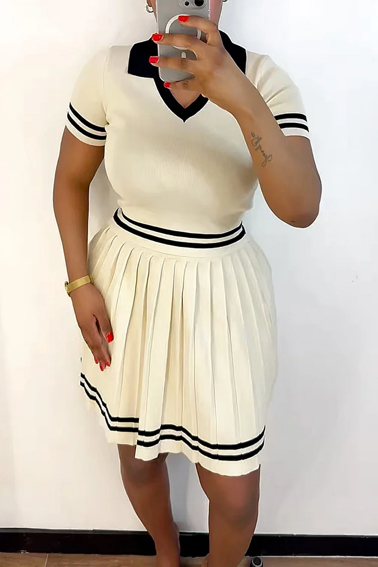Plus Size Business Casual White Turndown Collar Short Sleeve Pleated Knitted Two Piece Skirt Sets [Pre-Order] 2024 - Xpluswear