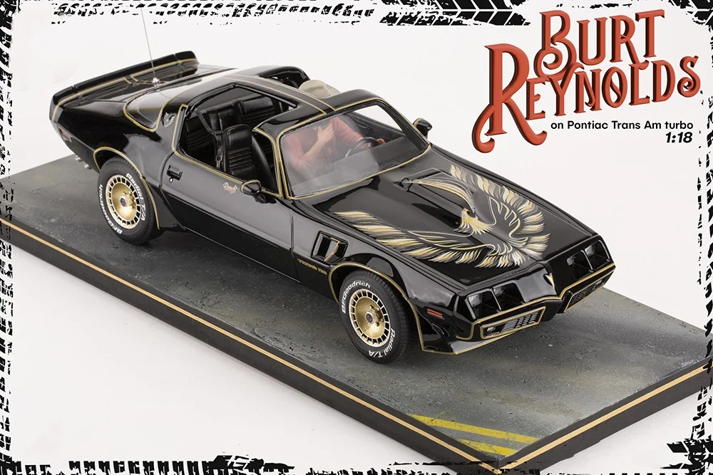 Burt Reynolds on Pontiac Firebird Trans Am 1980 - FREE SHIPPING