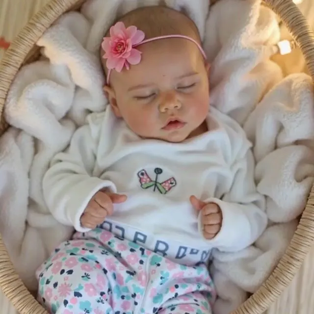 Eyes can Opened & Closed-17'' Real Lifelike Journey Silicone Sleeping Reborn Newborn Baby Doll Girl
