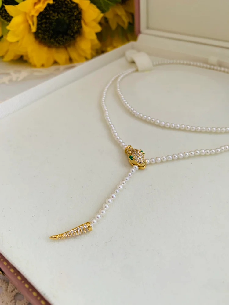 TINA PEARL Elegant Snake with a pearl necklace s925
