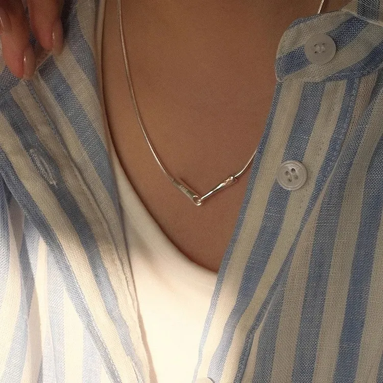 Simple Chain Necklace for Women Minimalist Layering Piece