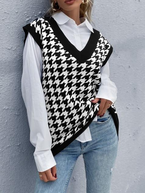 Women Long Sleeve Stand-up Collar Graphic Top