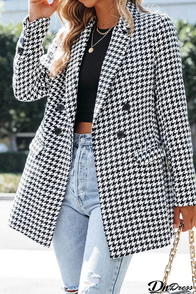 Elegant Plaid Pocket Turn-back Collar Outerwear