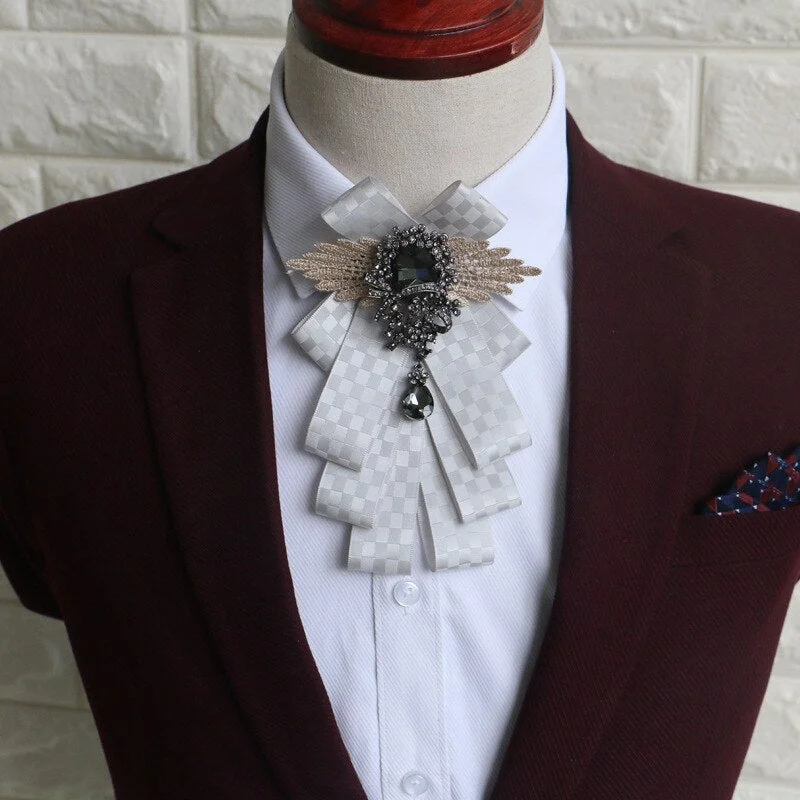 New Bow Tie Vintage Rhinestone Handmade Ribbon Brooch Bowtie Elegant Jewelry Collar Pin Cravat Wedding Accessories Pocket Square