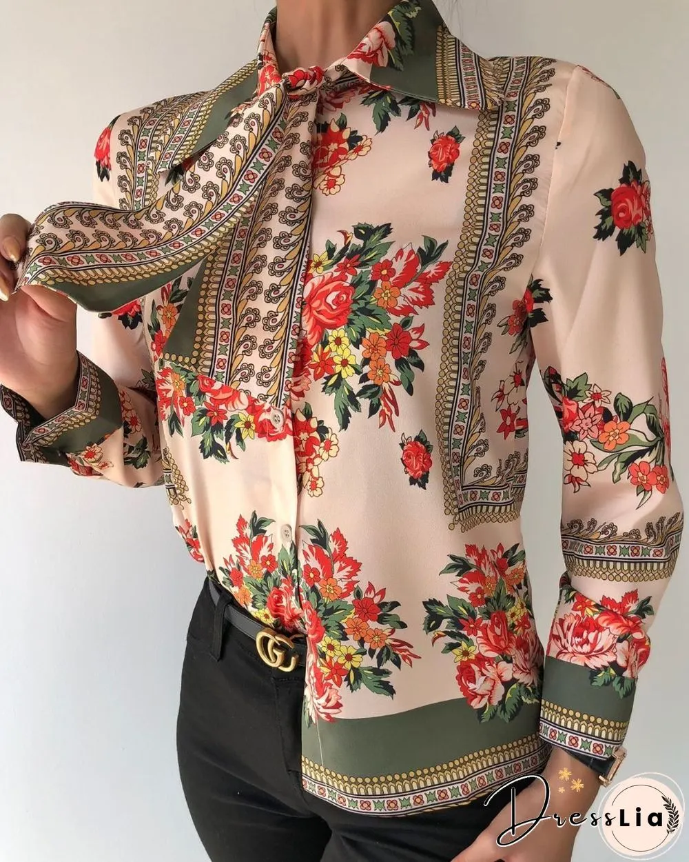 Tie Neck Scarf Print  Casual Shirt P15965