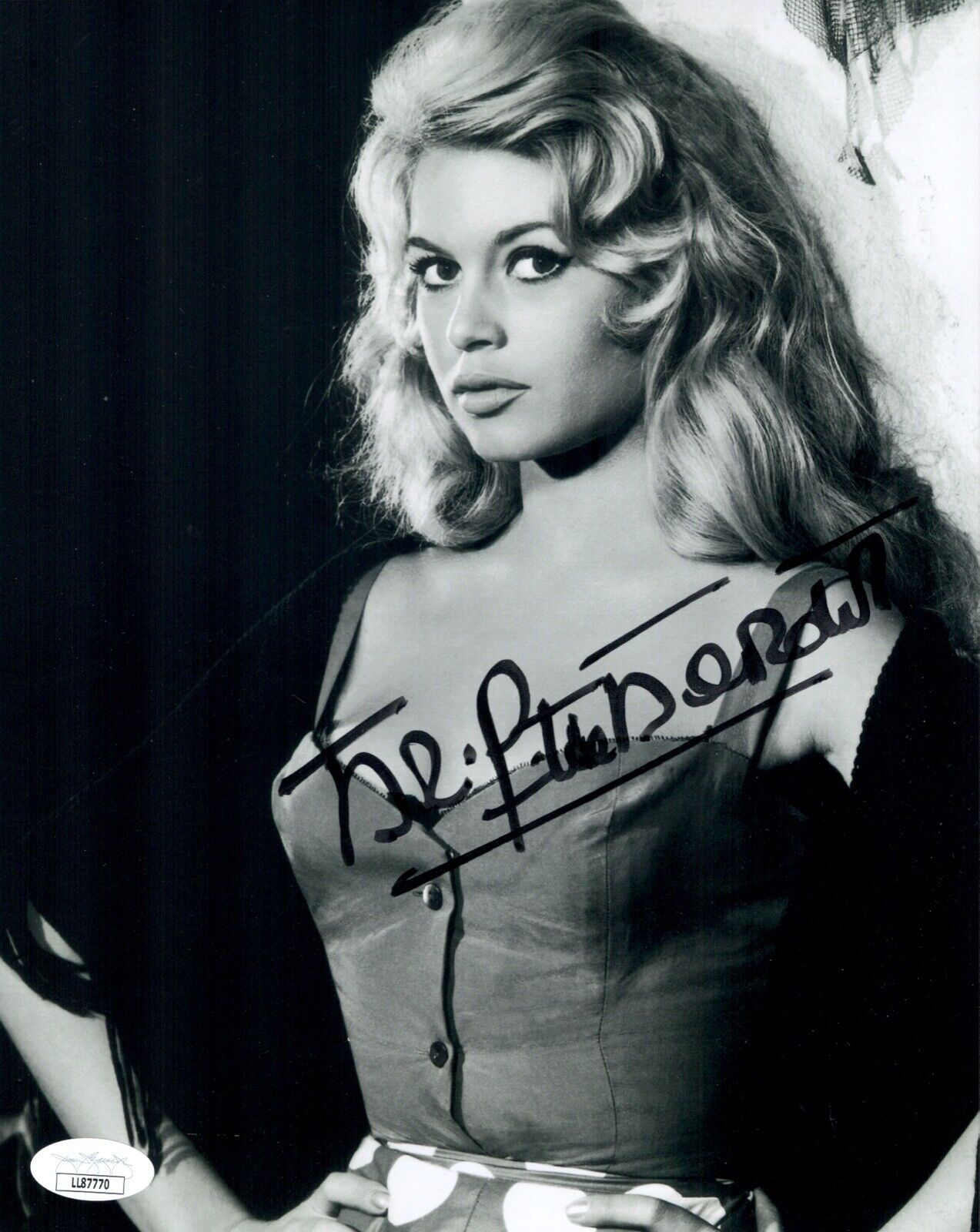 BRIGITTE BARDOT Signed SEX SYMBOL Legendary 8x10 Photo Poster painting Autograph JSA COA