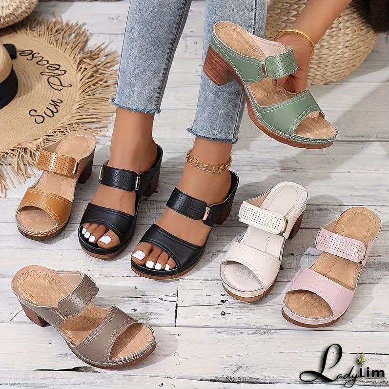 Relaxed and light Sandals