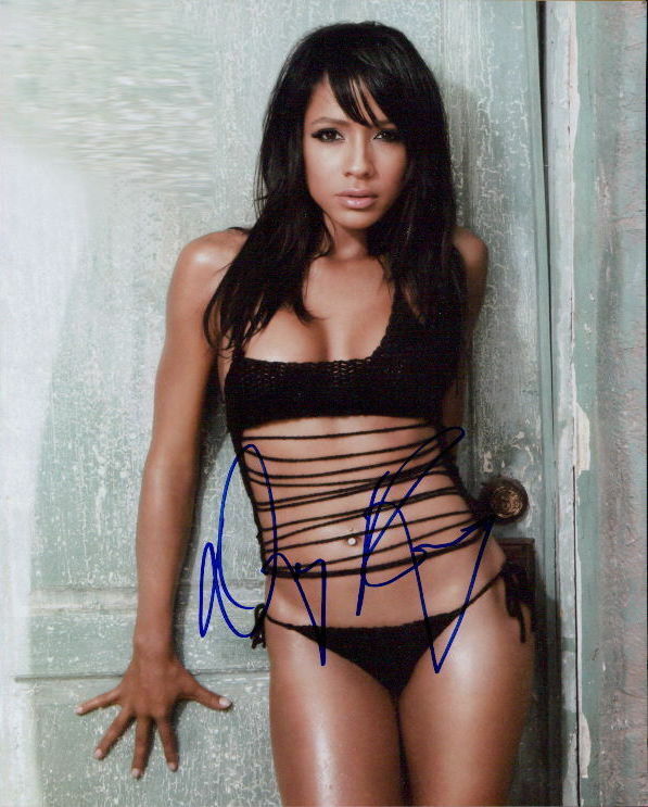 Dania Ramírez sexy bikini signed 8x10 Photo Poster painting