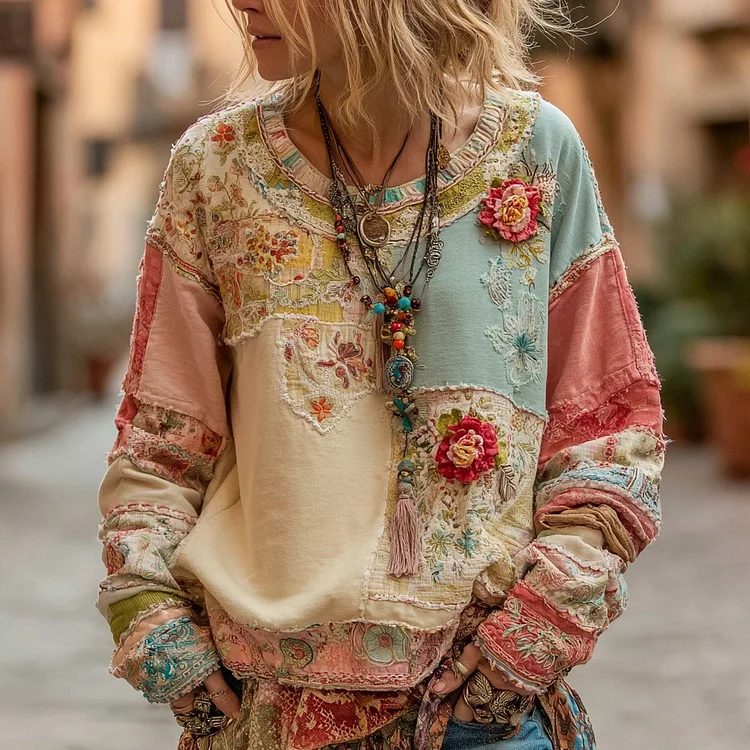 Women's Retro Bohemian Floral Stitching Comfortable Crew Neck Sweatshirt