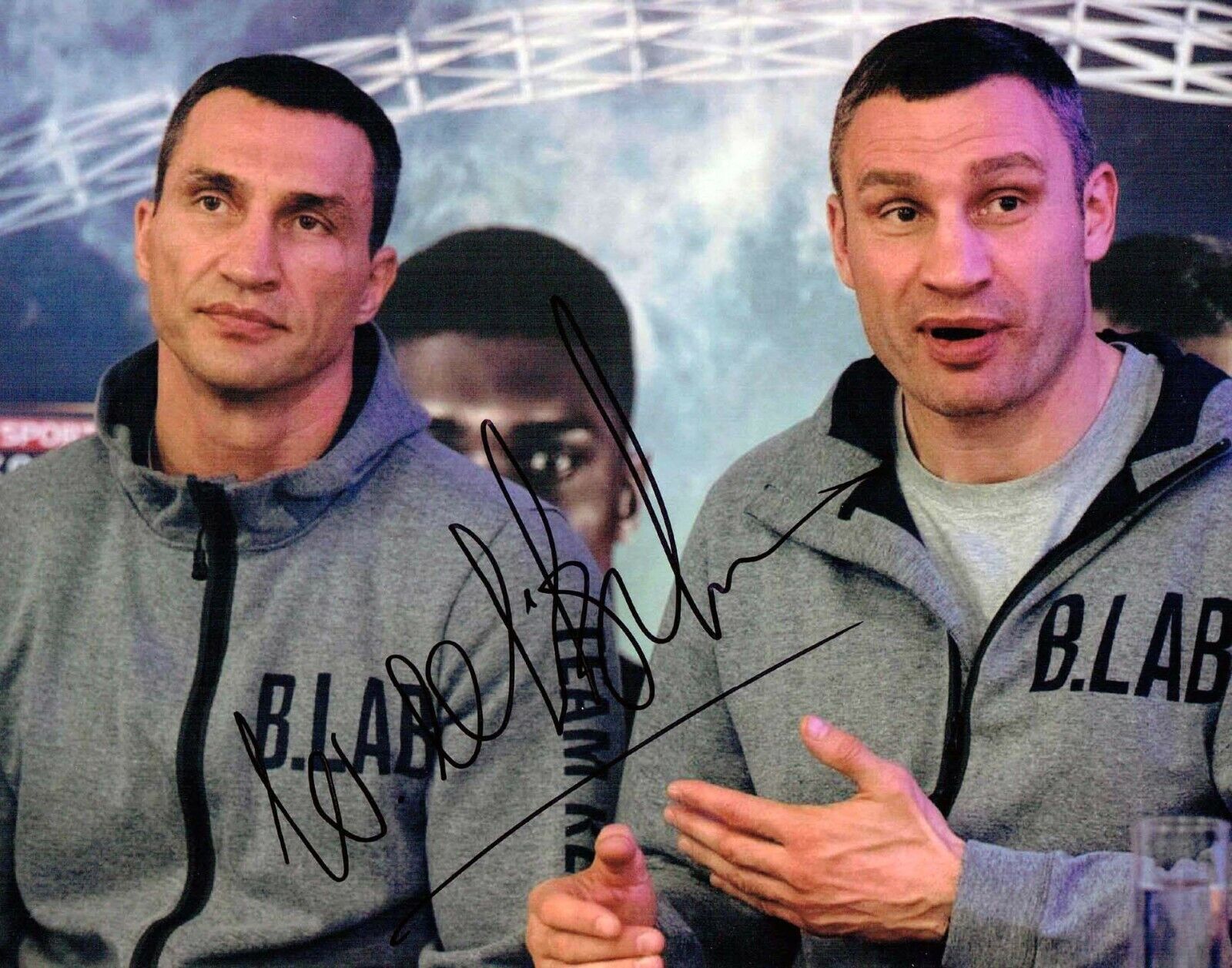 Wladimir KLITSCHKO Champion Boxer Signed 14x11 Photo Poster painting 1 AFTAL COA Dr Steelhammer