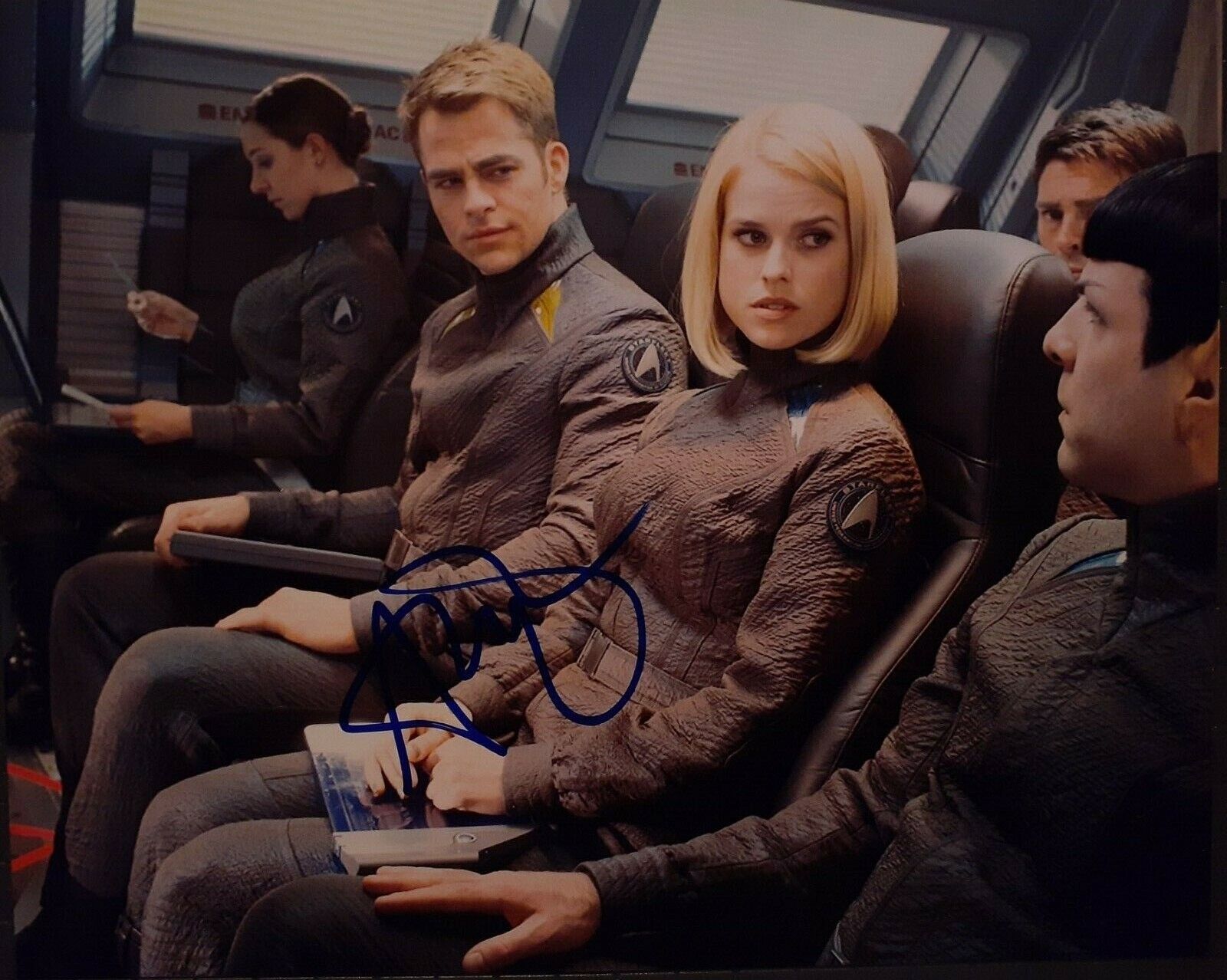 Alice Eve signed 8x10