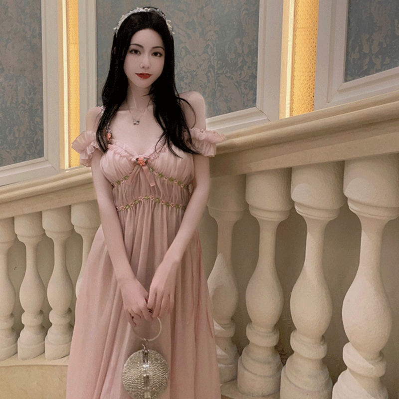 Ueong Fairy Temperament Sweet V Collar Fold Wrinkle Dress Female Summer New Style Gentle Wind Foreign Style Fashion Vacation Fairy Dress
