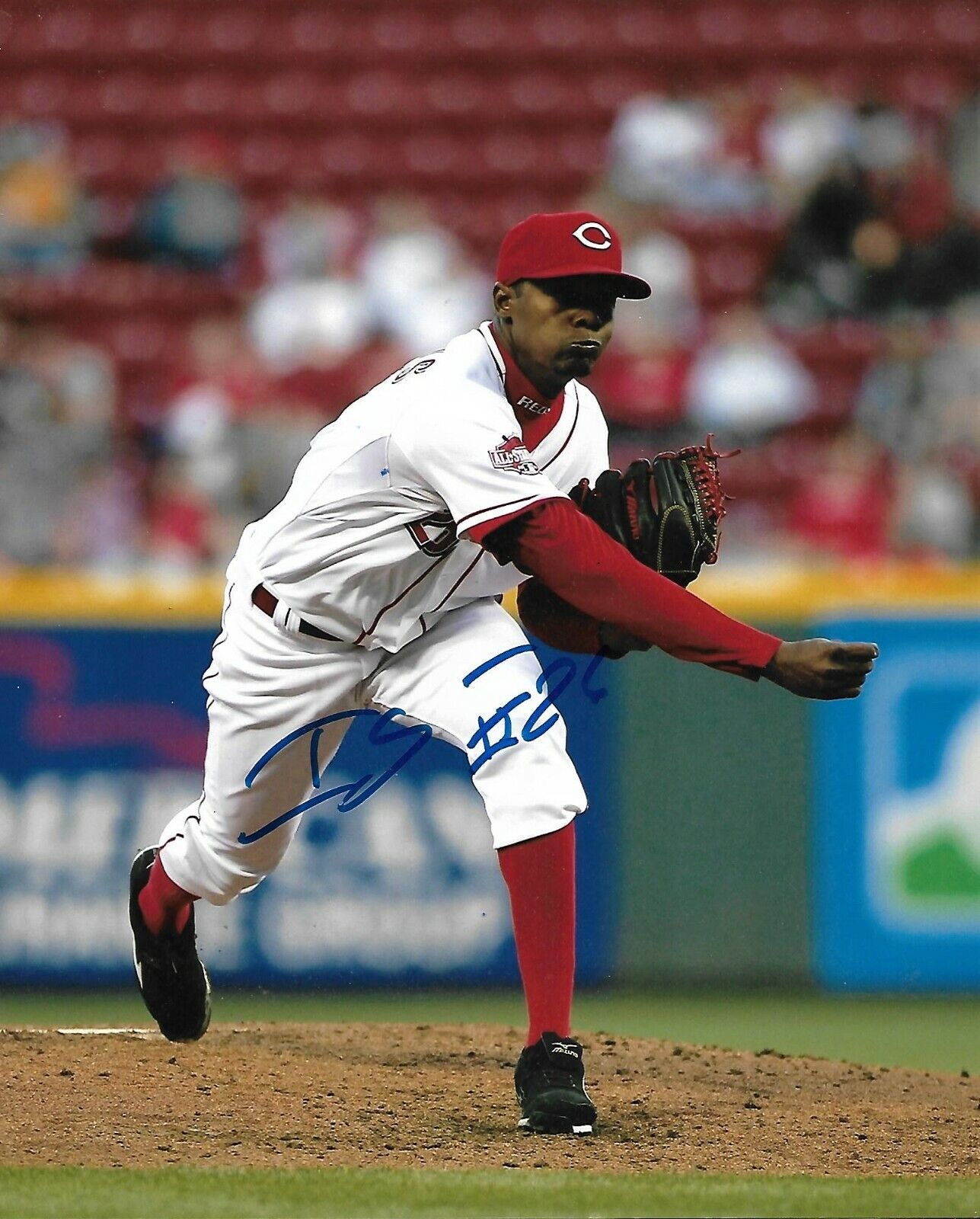 RAISEL IGLESIAS signed autographed CINCINNATI REDS 8x10 Photo Poster painting w/COA