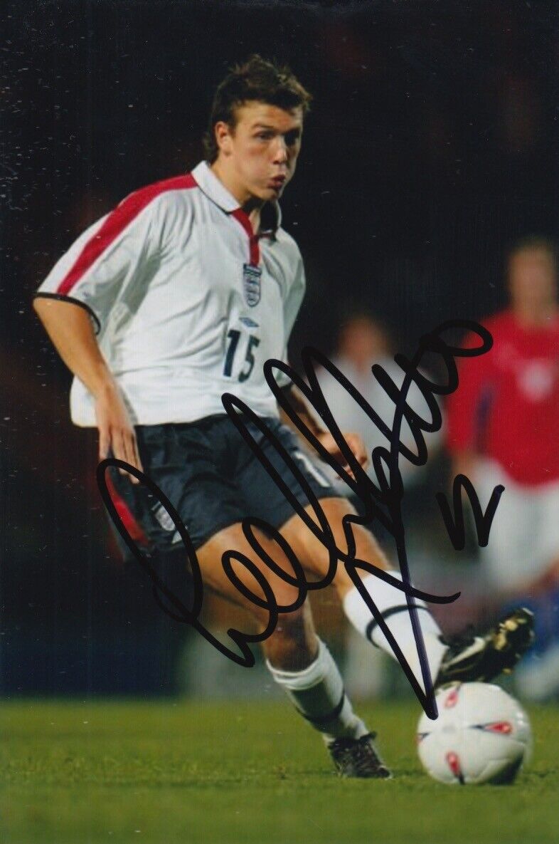 LEE HOLMES HAND SIGNED 6X4 Photo Poster painting - FOOTBALL AUTOGRAPH - ENGLAND 1.