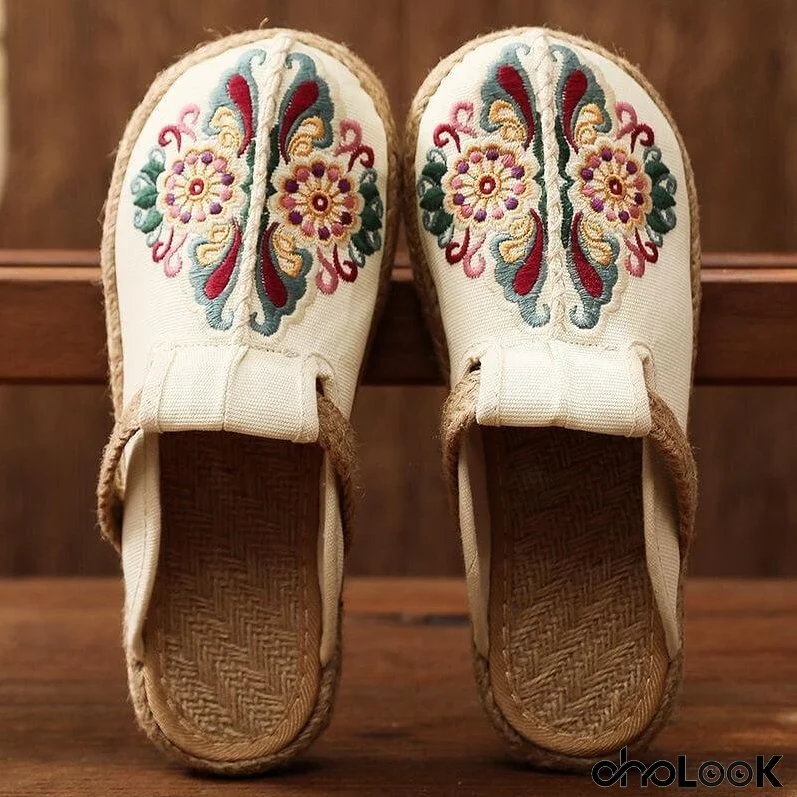 Women Retro Embroidered Floral Shoes Slippers