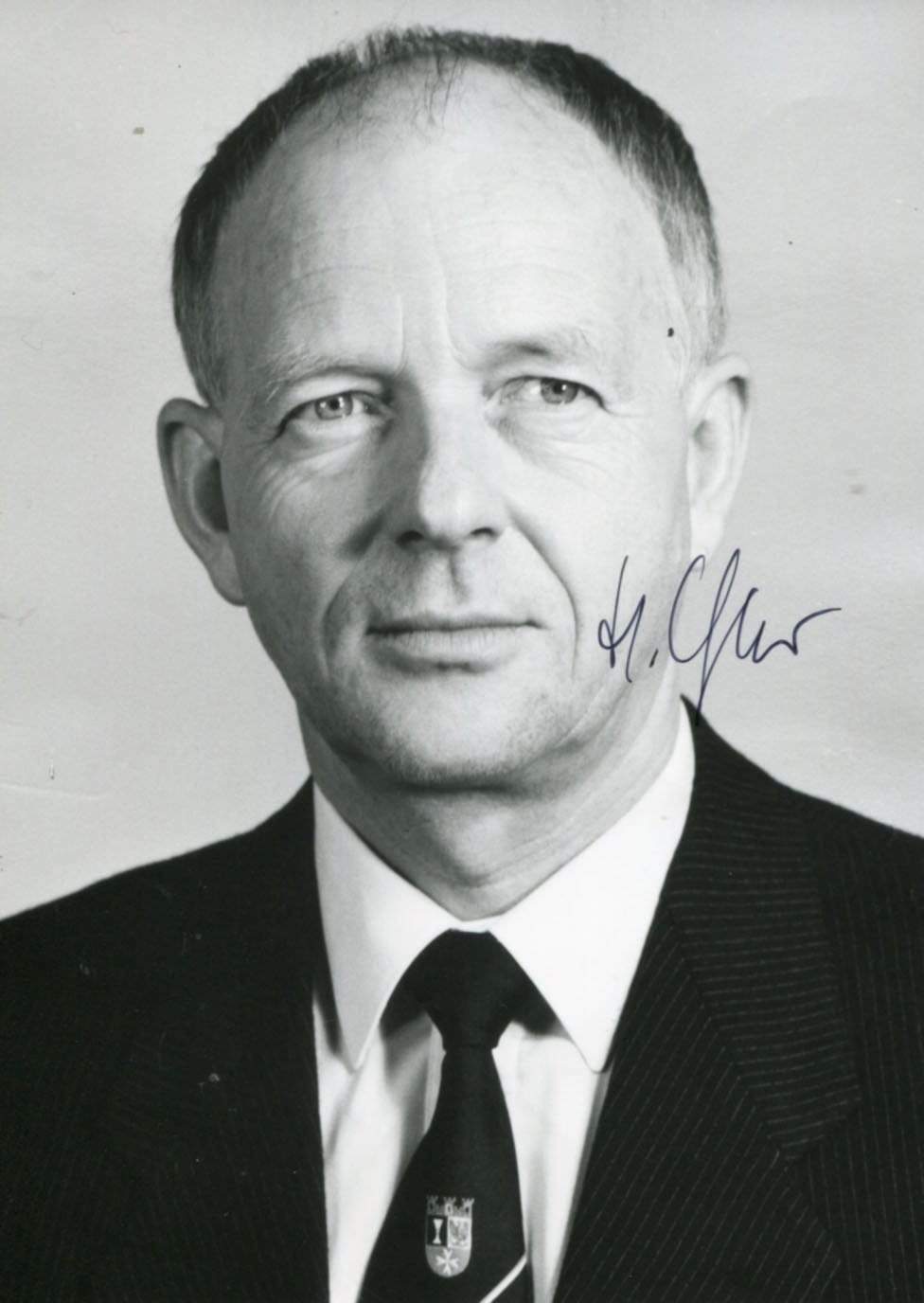 Horst Gibtner autograph Last transport minister of the DDR, signed Photo Poster painting