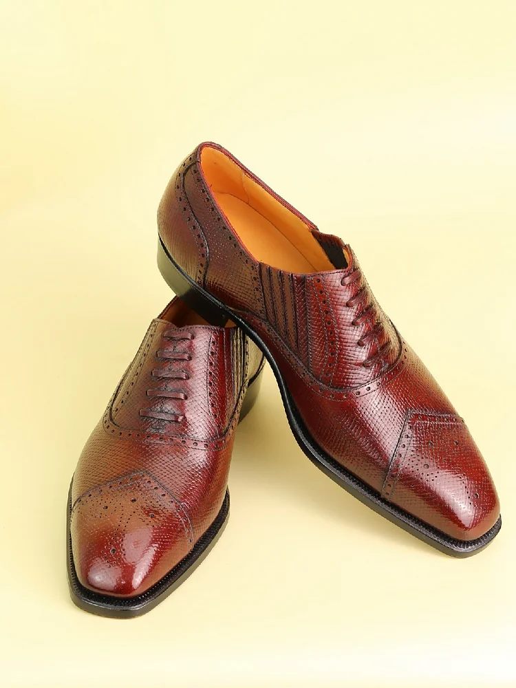 Genuine Leather  Retro Brogue Carved Oxford Shoes
