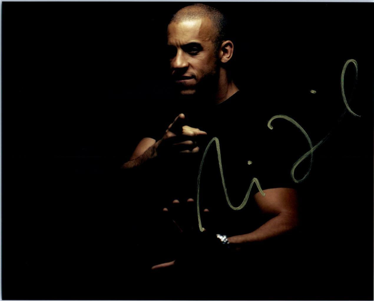 Vin Diesel signed 8x10 Picture nice autographed Photo Poster painting pic with COA