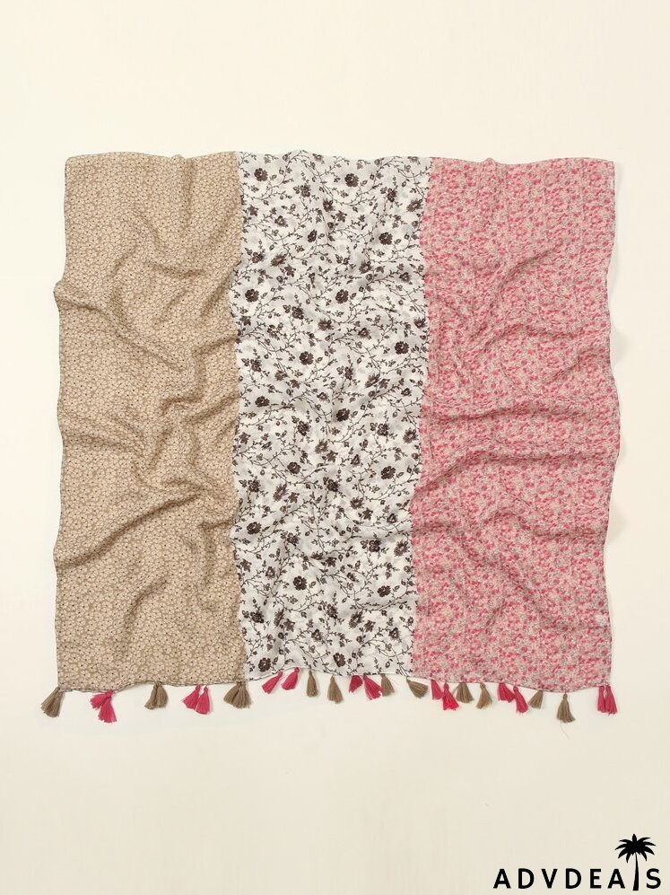 Floral Print Tassel Trim Scarf