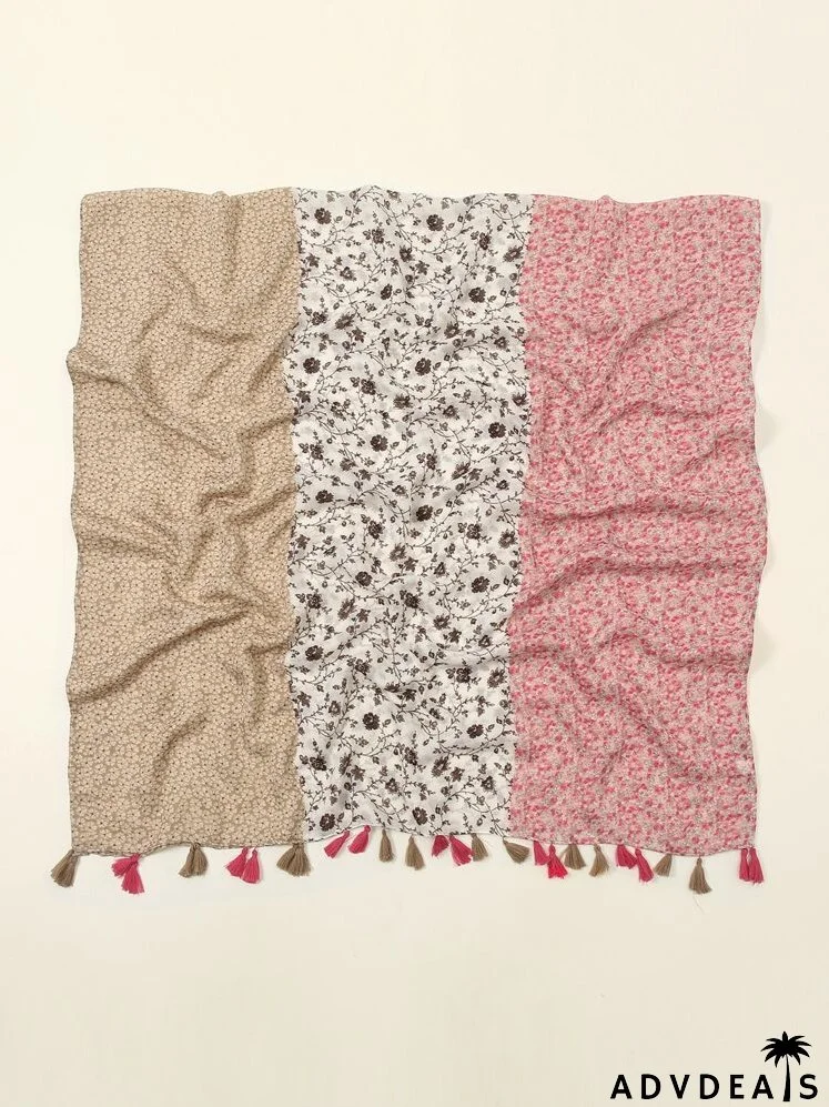 Floral Print Tassel Trim Scarf
