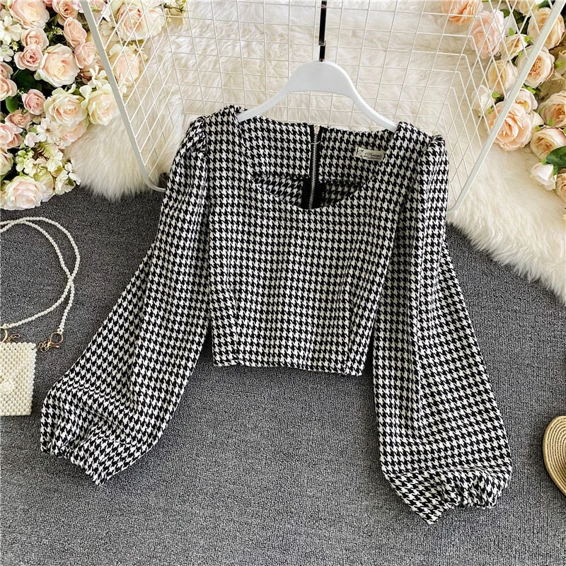 Autumn  Winter New Style Retro Plaid V-neck Woolen Shirt Women's Fashion Slim Short All-match Puff Sleeve Top UK441