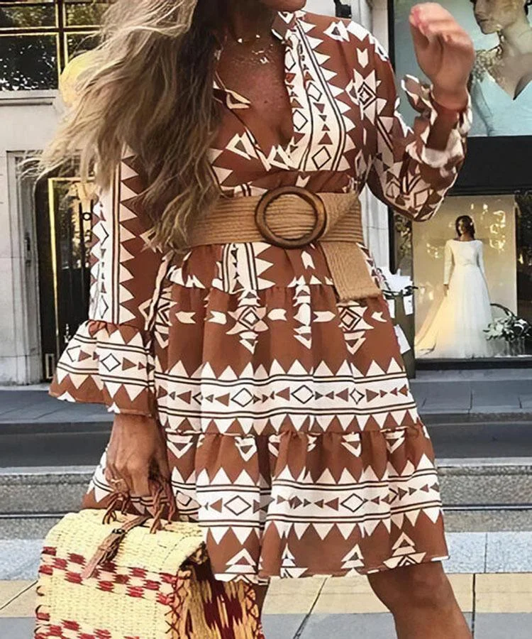 Women Half Sleeve V-neck Solid Color Dress