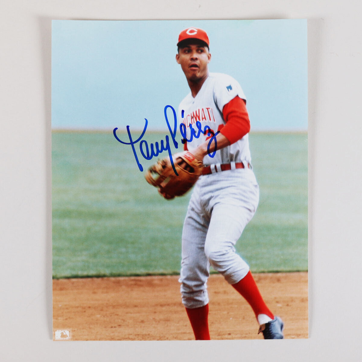 Tony Perez Signed Photo Poster painting Reds 8x10 - COA