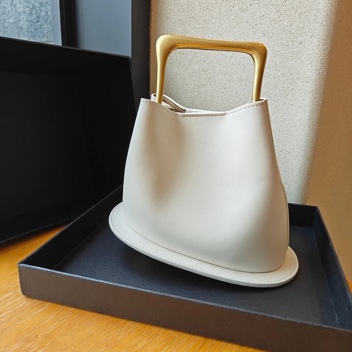 High-grade Retro Genuine Leather Bucket Bag With Wooden Handle New Irregular Niche Design Bag Casual All-matching