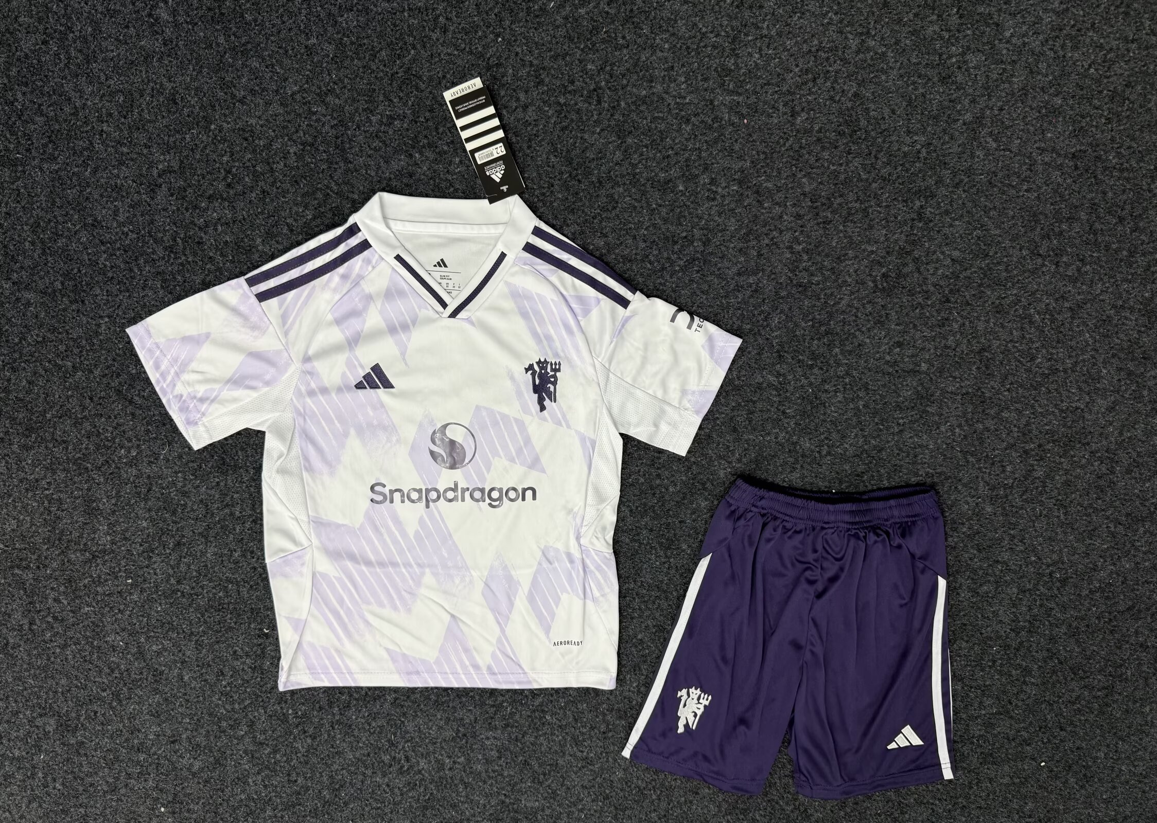 25/26 Manchester United Away Kids Kit Football Jersey Thai Quality