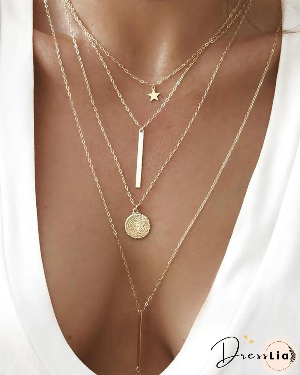 Tiered Star Pendant Necklace