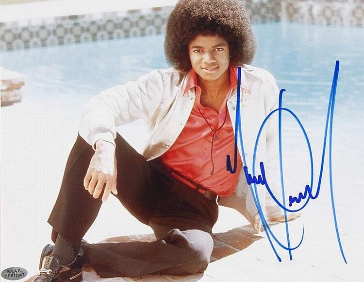 MICHAEL JACKSON Autographed Early Photo Poster paintinggraph Singer / Vocalist Preprint