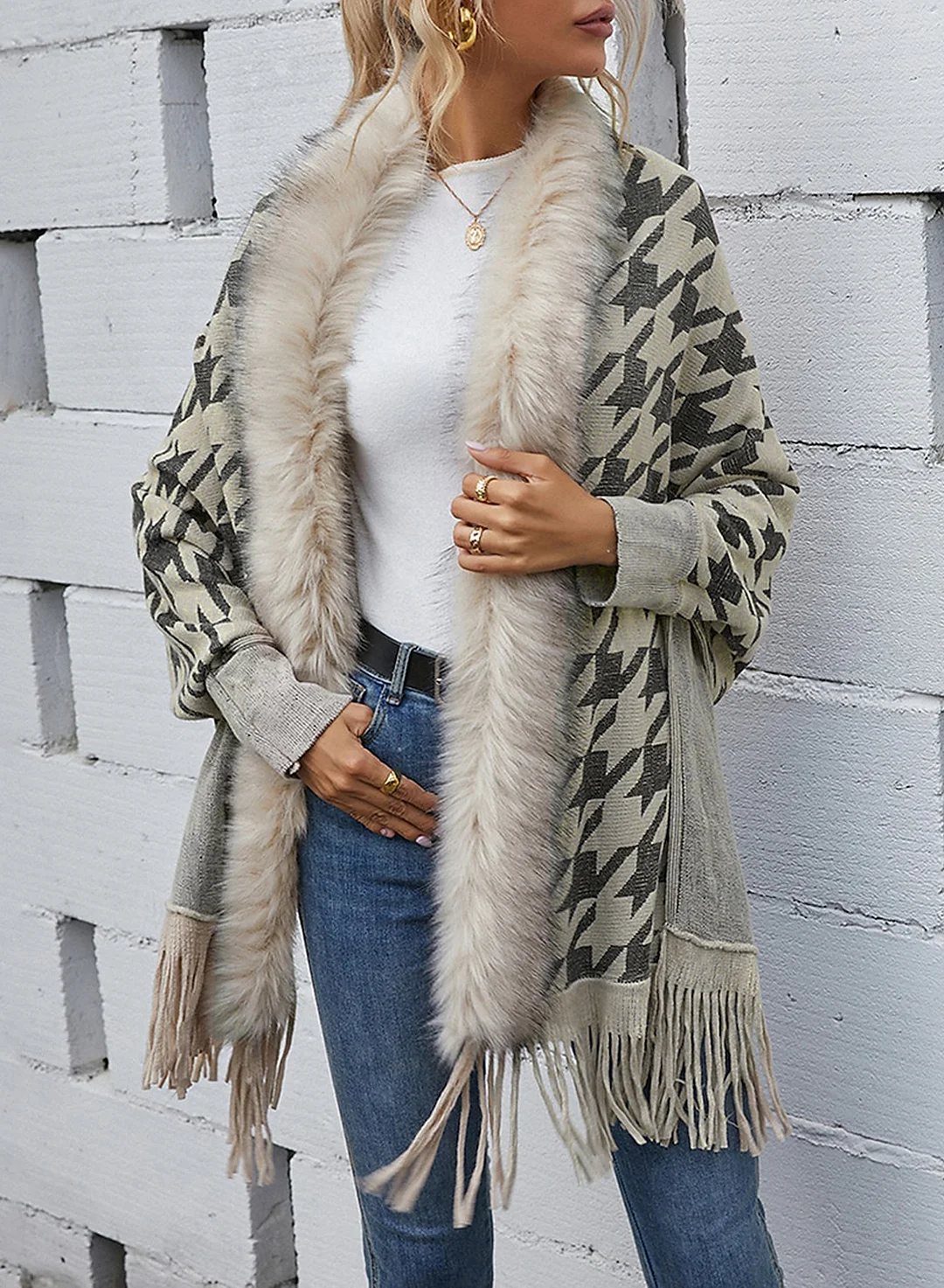 Women's Shirt Shrugs Tassel Crochet Long Sleeve Ponchos Capes