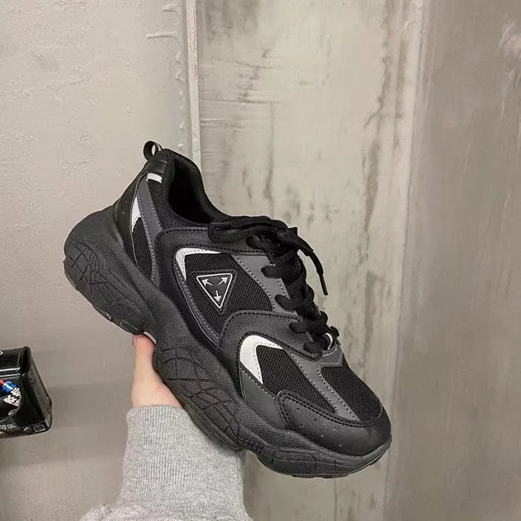 Ins wind reflective old shoes women 2021 spring sports casual shoes flat breathable comfortable women's shoes