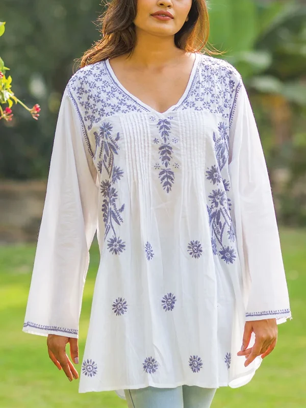 V-neck printed top