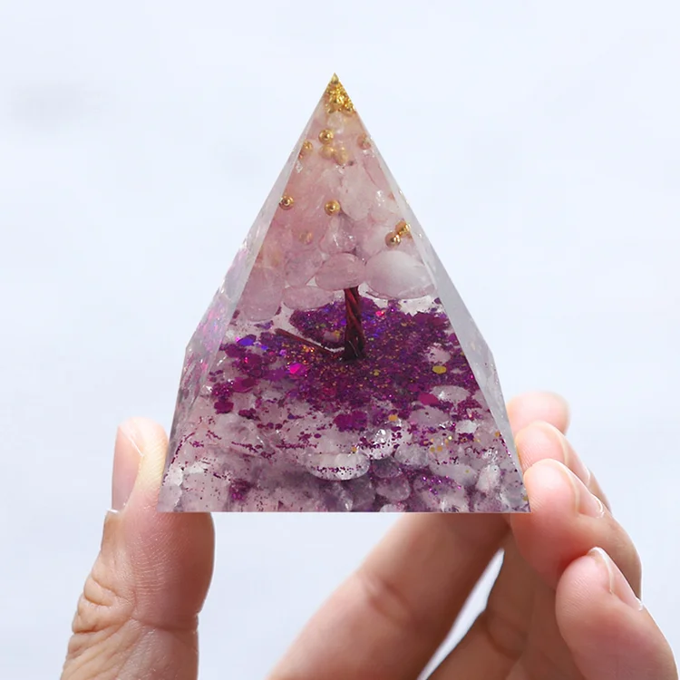 Orgonite Pyramid Amethyst Peridot Chakra Healing Energy Crystal Craft (C)