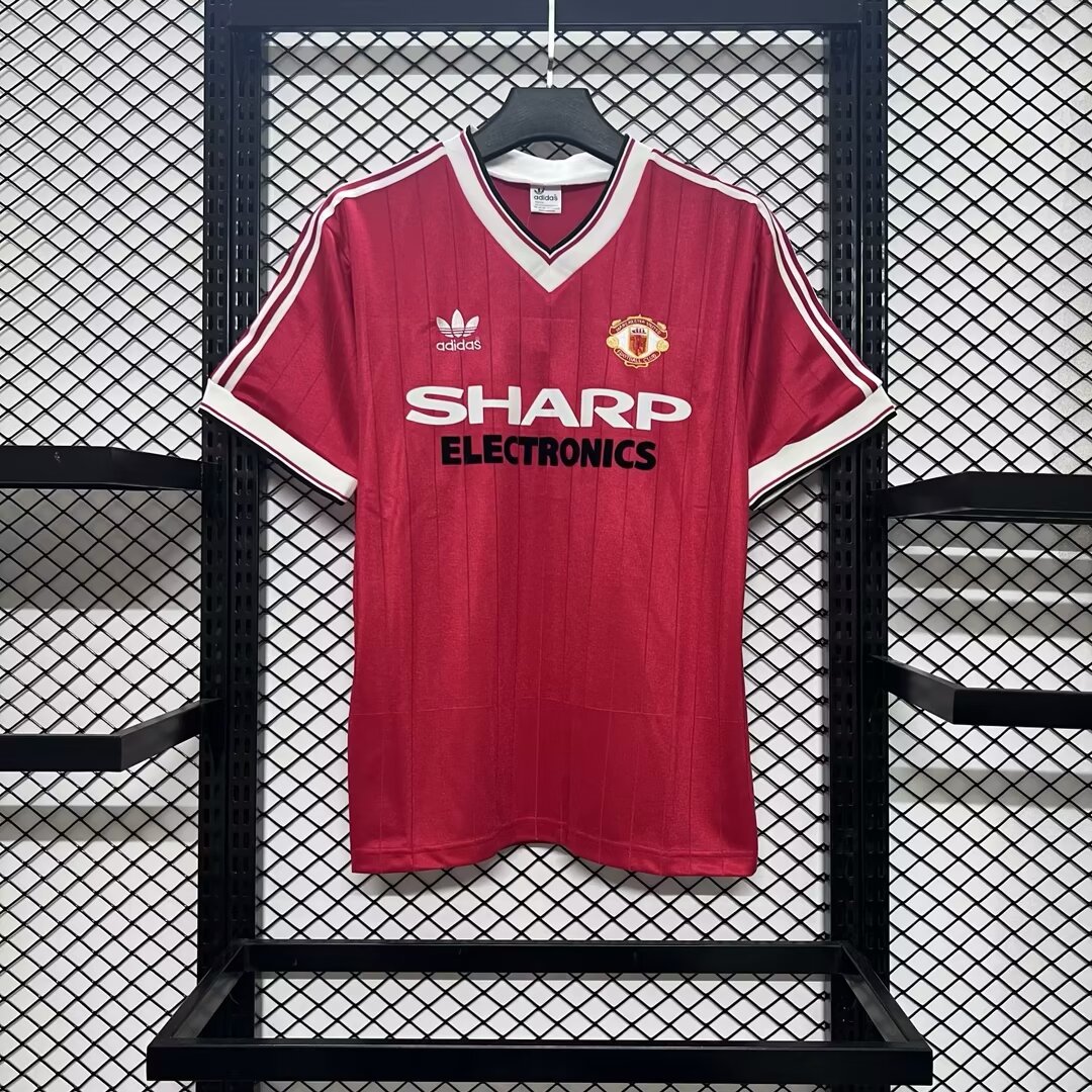 Manchester United Retro 82-83 Home Stadium Jersey