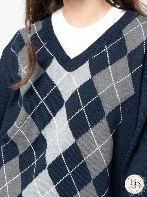 Geometric V-Neck Long Sleeve Sweater