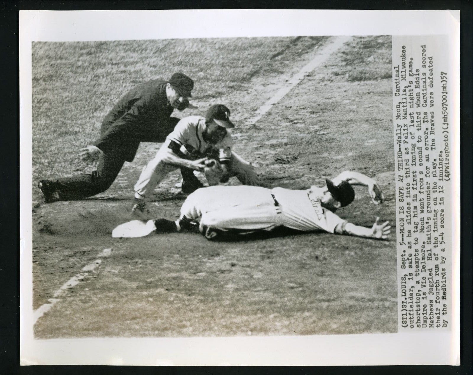 Wally Moon Felix Mantilla 1957 Press Photo Poster painting St. Louis Cardinals Milwaukee Braves