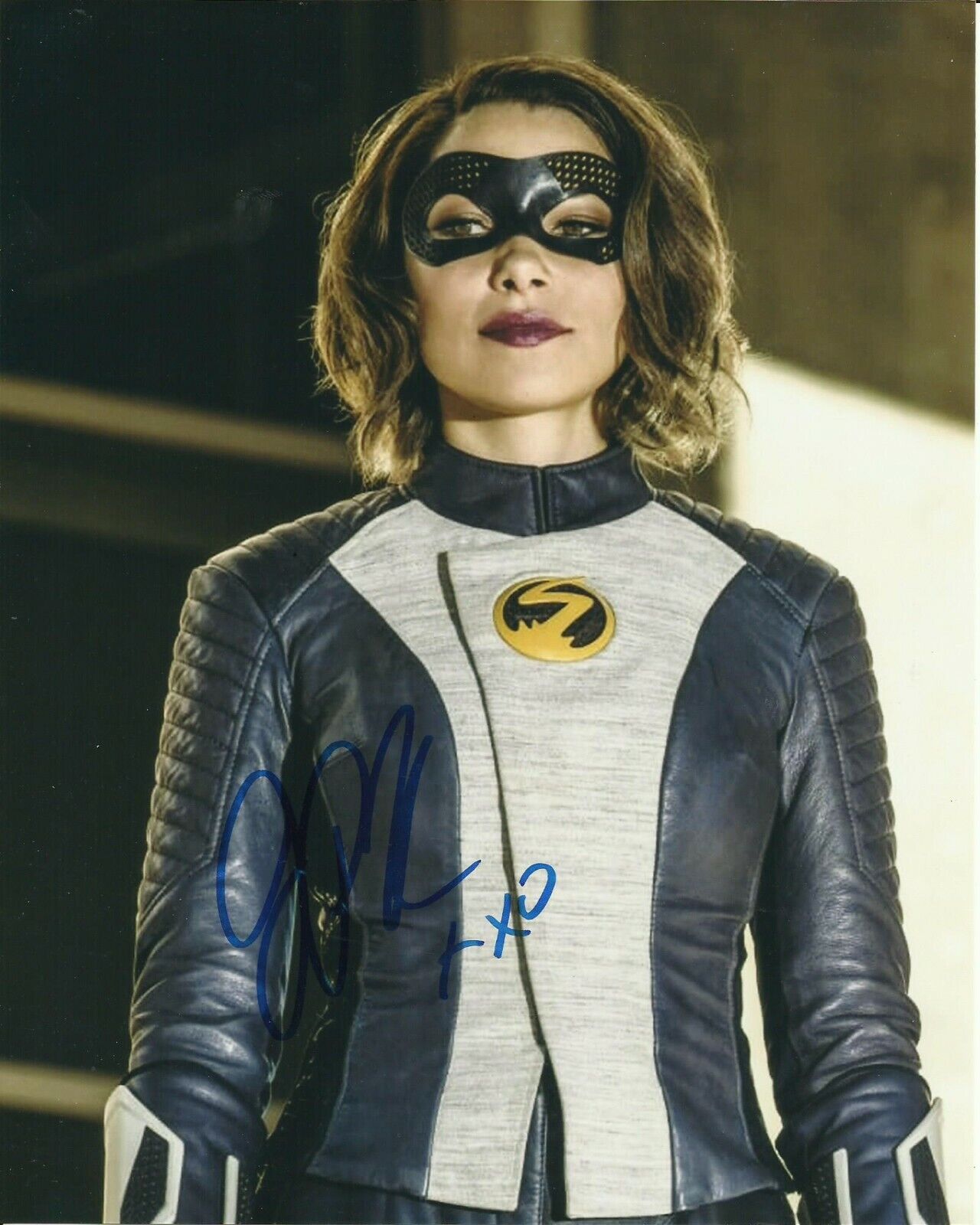 JESSICA PARKER KENNEDY SIGNED THE FLASH Photo Poster painting UACC REG 242 (2)