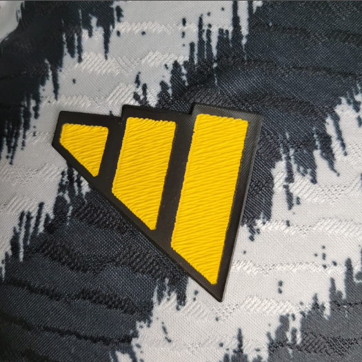 23/24 Juventus Home Player Version Men's Football T-Shirt Thai Quality