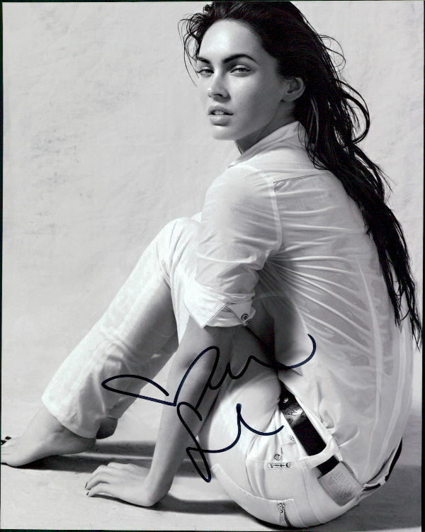 Megan Fox signed 8x10 Photo Poster painting in-person