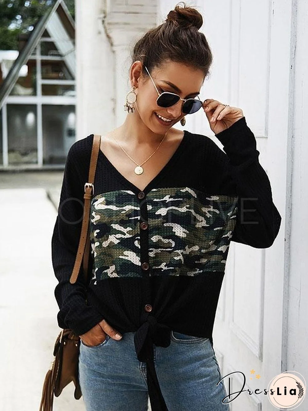Camouflage Stitching V-neck Knit Sweater