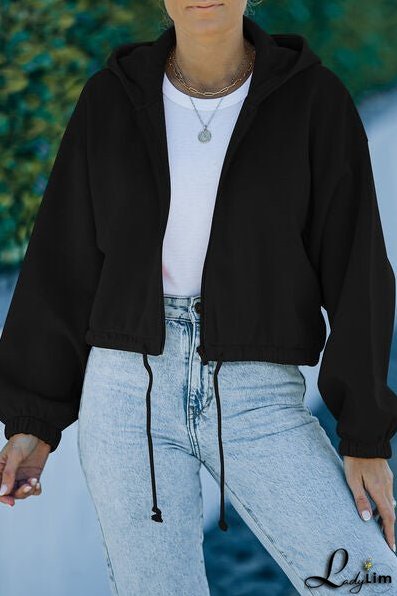 Fashionable and Minimalist Jacket