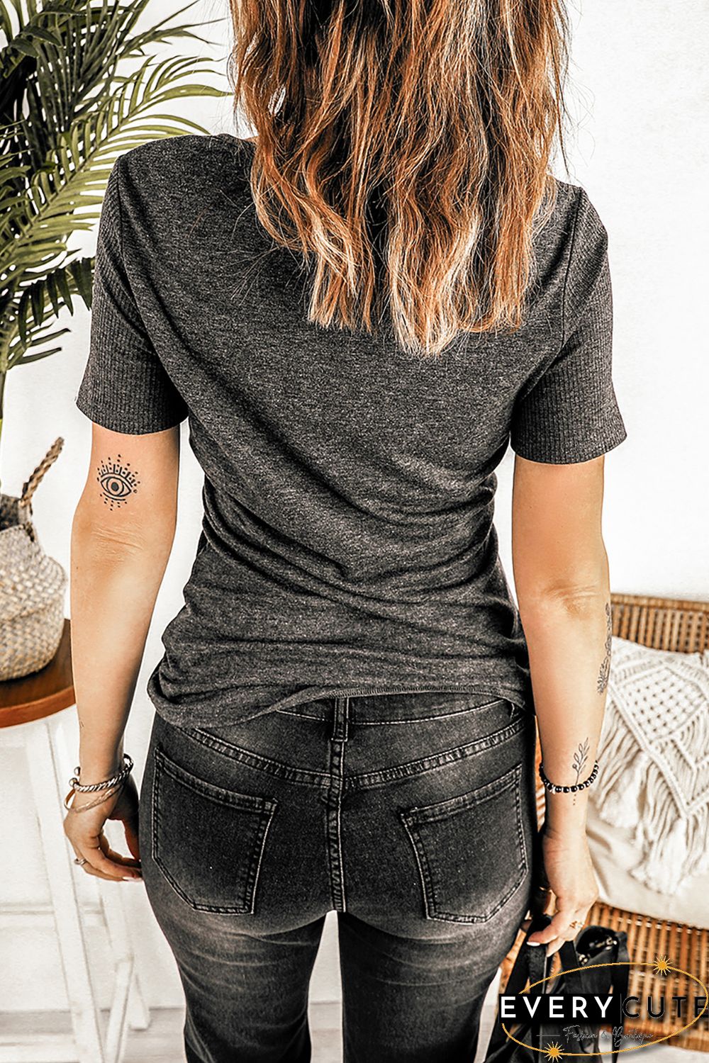 Black Ribbed Knit V Neck Short Sleeve Top