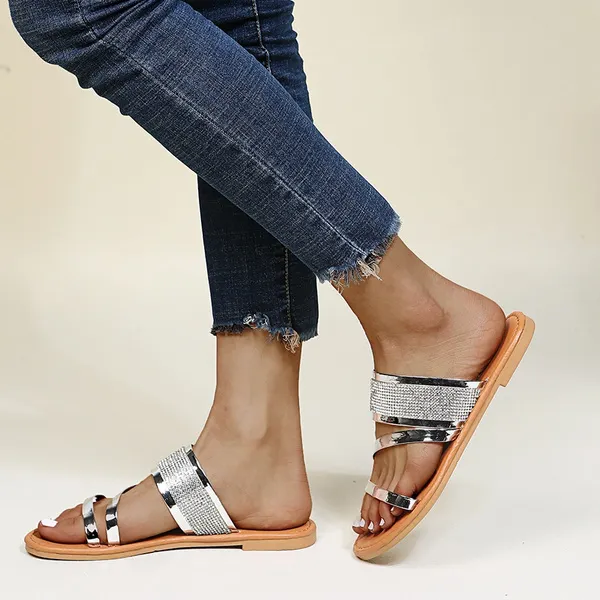 Summer Women's Fashion Flat Sandals Bright Casual Beach Slippers Plus Size 35-43