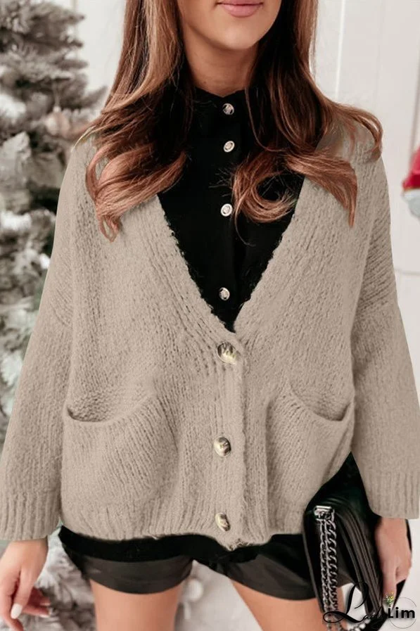 Tailored and cozy Cardigan